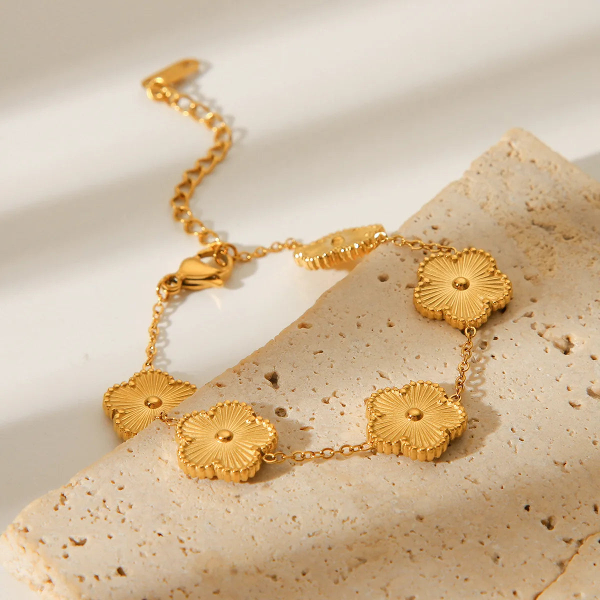 Bracelet Fleur Doré